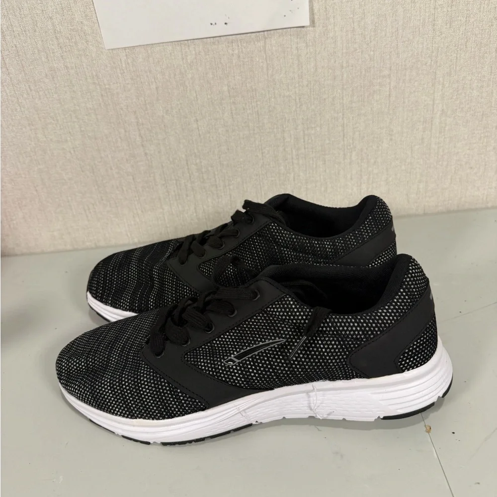 11.5 Men La‎ Gear Athletic Sneakers Black